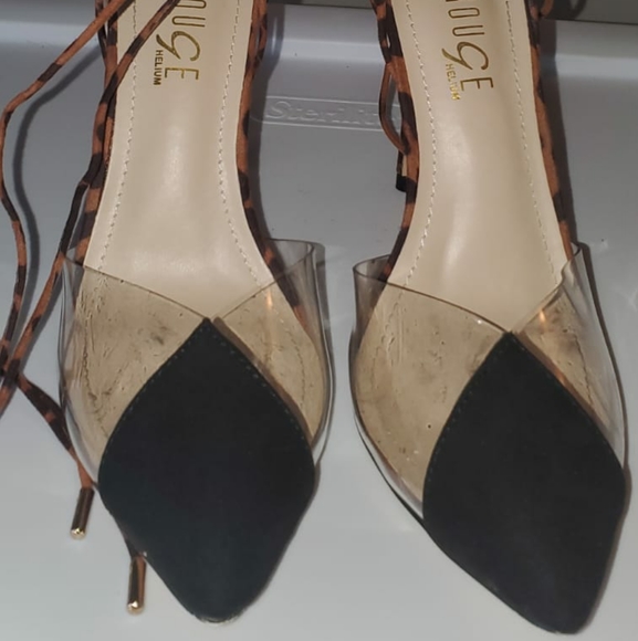 Black and Cheetah print tie up heels - Picture 2 of 3